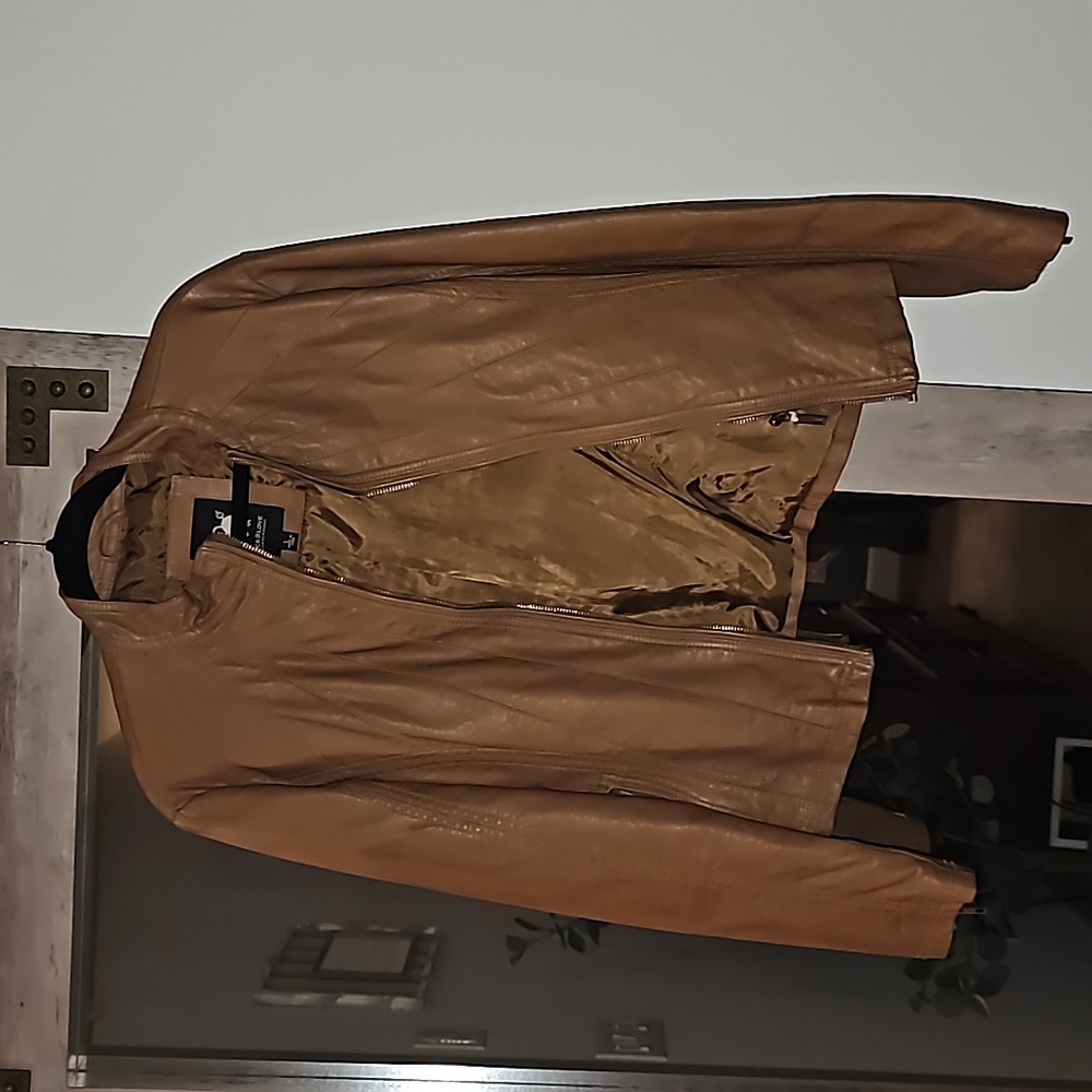 LOCK & LOVE - Brown jacket